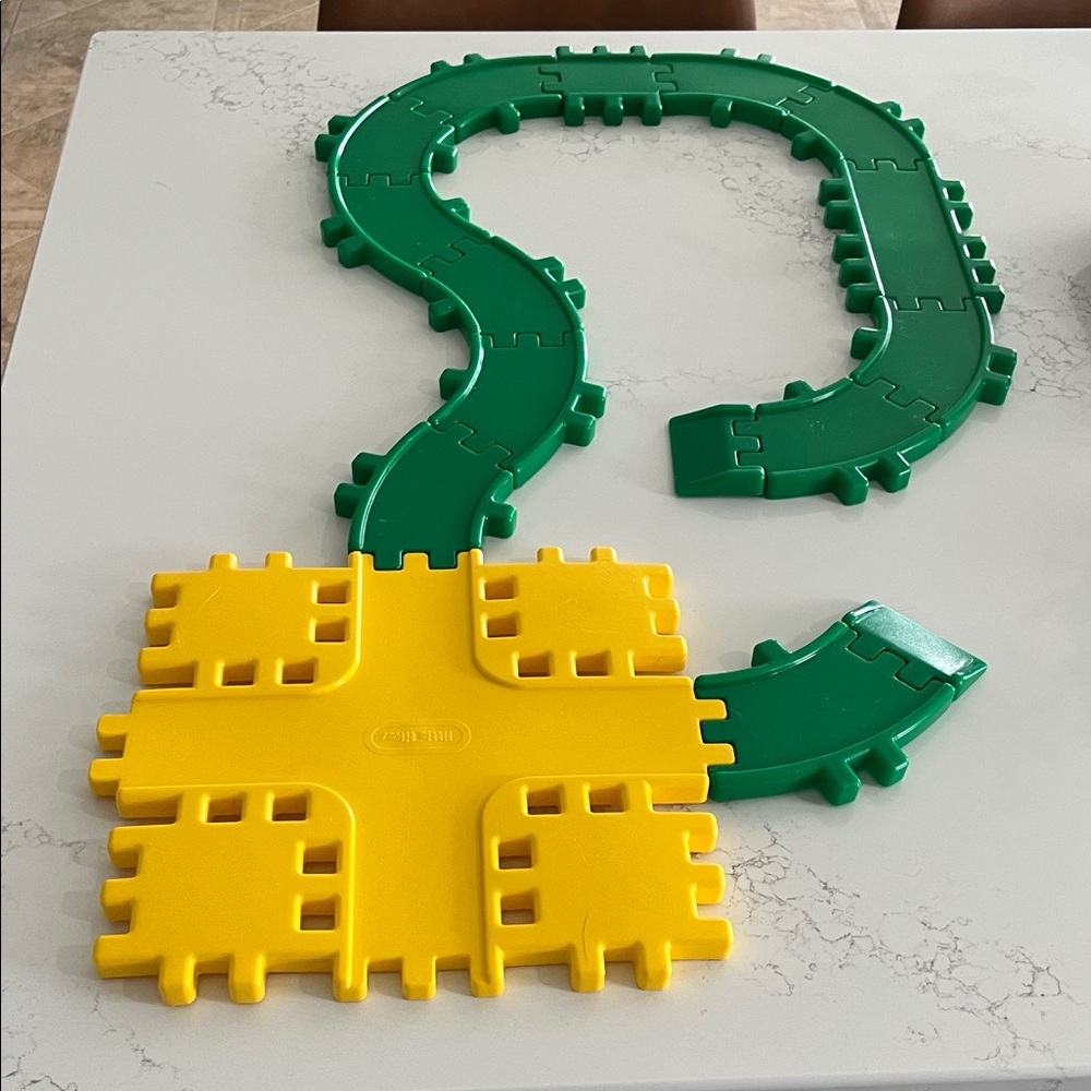 Little Tikes Vintage Interlocking Kids Track Playset - Durable Plastic Toy